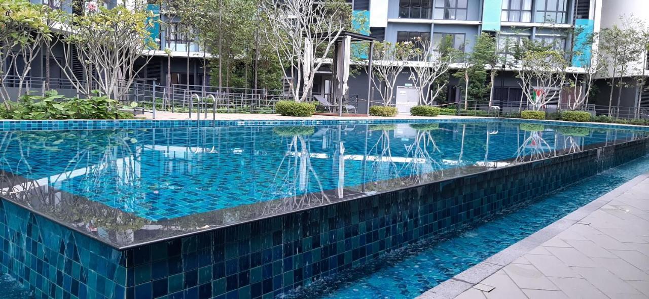 Cozystay @ Core Soho Suite Klia Sepang Exterior photo